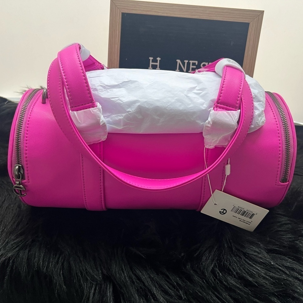 Medium azalea Telfar duffle - Picture 6 of 15